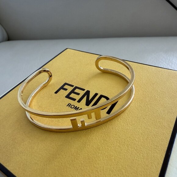 NEW FENDI Bracelet Gold Size L 100% Authentic